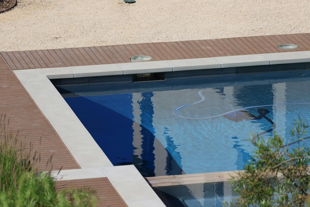 What Are the Advantages of a Saltwater Pool Vs a Chlorinated Pool Image
